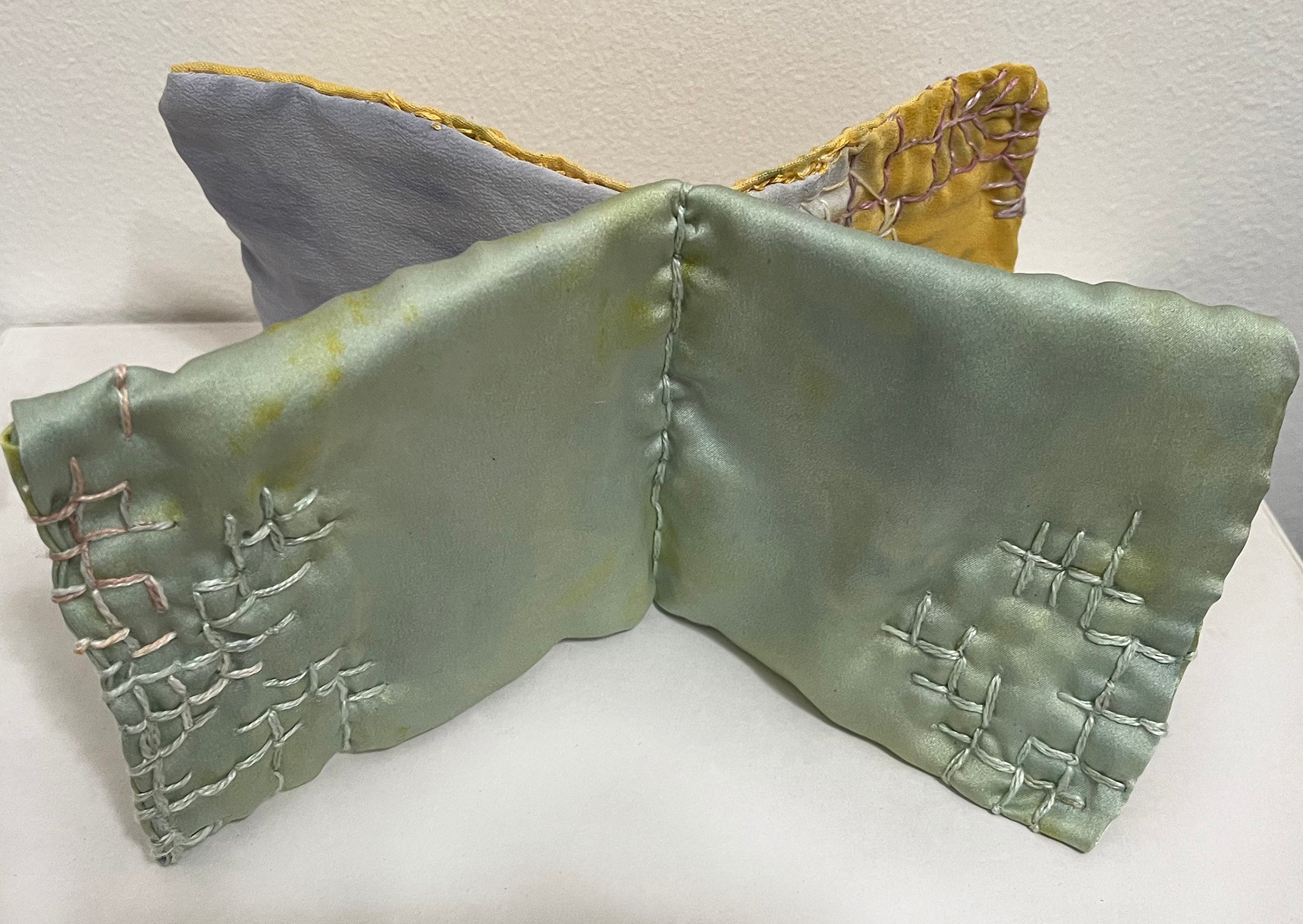 Fiber Arts as Book Arts: Fiber Book Forms (4/4)